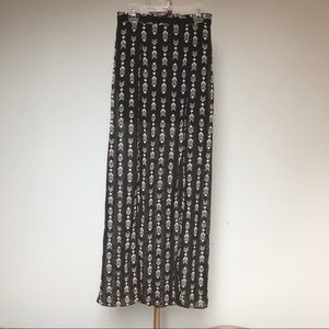F21 black & white geometric print maxi skirt